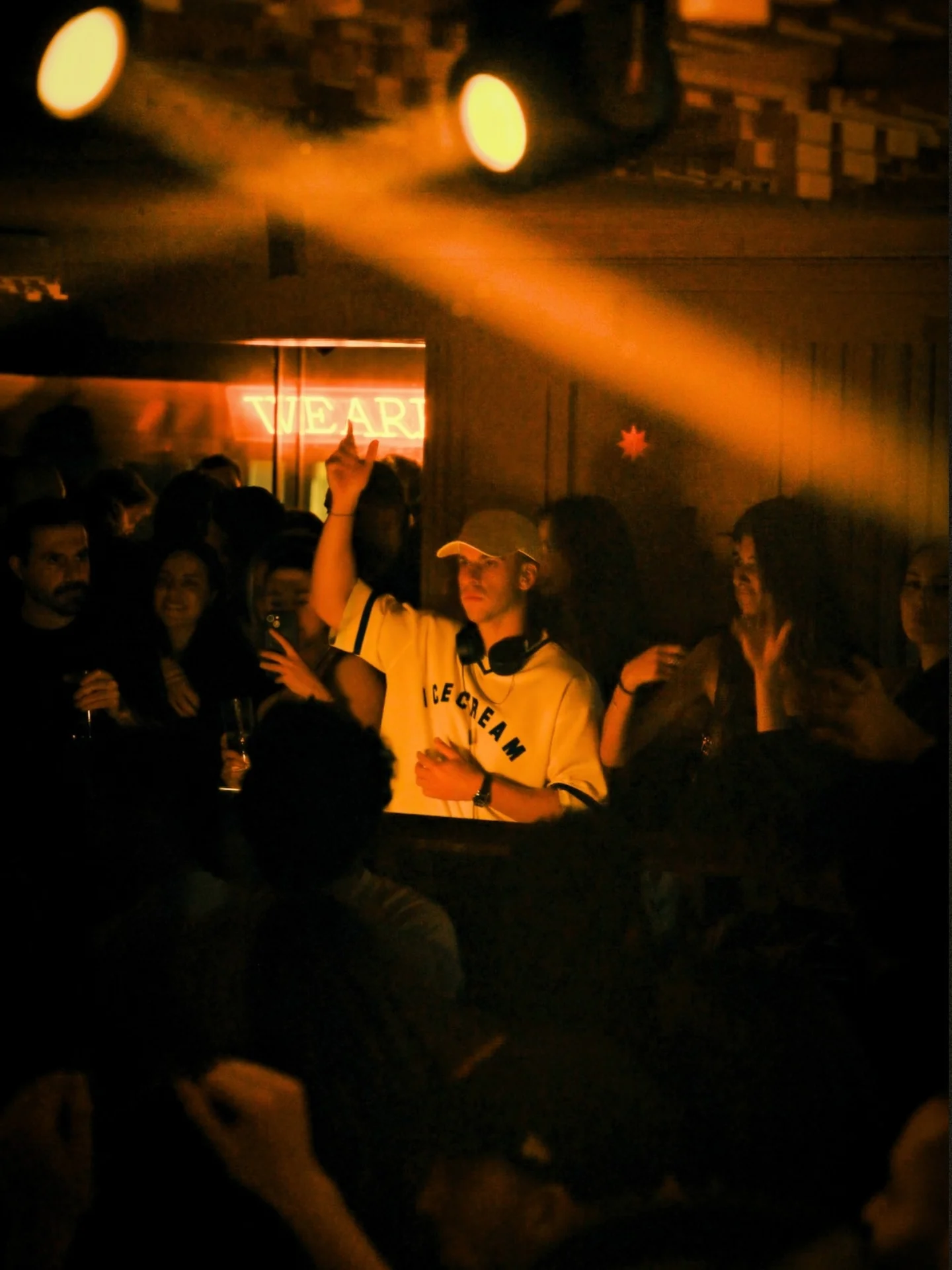 Istar Club VIP tables photo 3